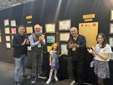 Dereceye Giren Ünsped Çocuklarımızın Birbirinden Değerli Eserleri İlk Kez Bir Sanat Fuarında Sergilendi.