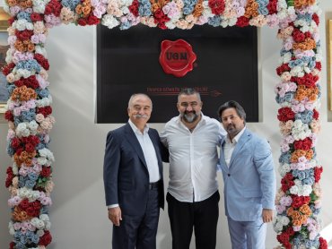 Türk Futbolunun Unutulmaz İsimlerinden Ümit Özat’ı Genel Merkezimizde Ağırladık